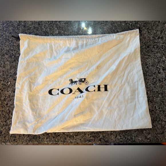 Coach Signature Chain Duffle - Picture 14 of 16